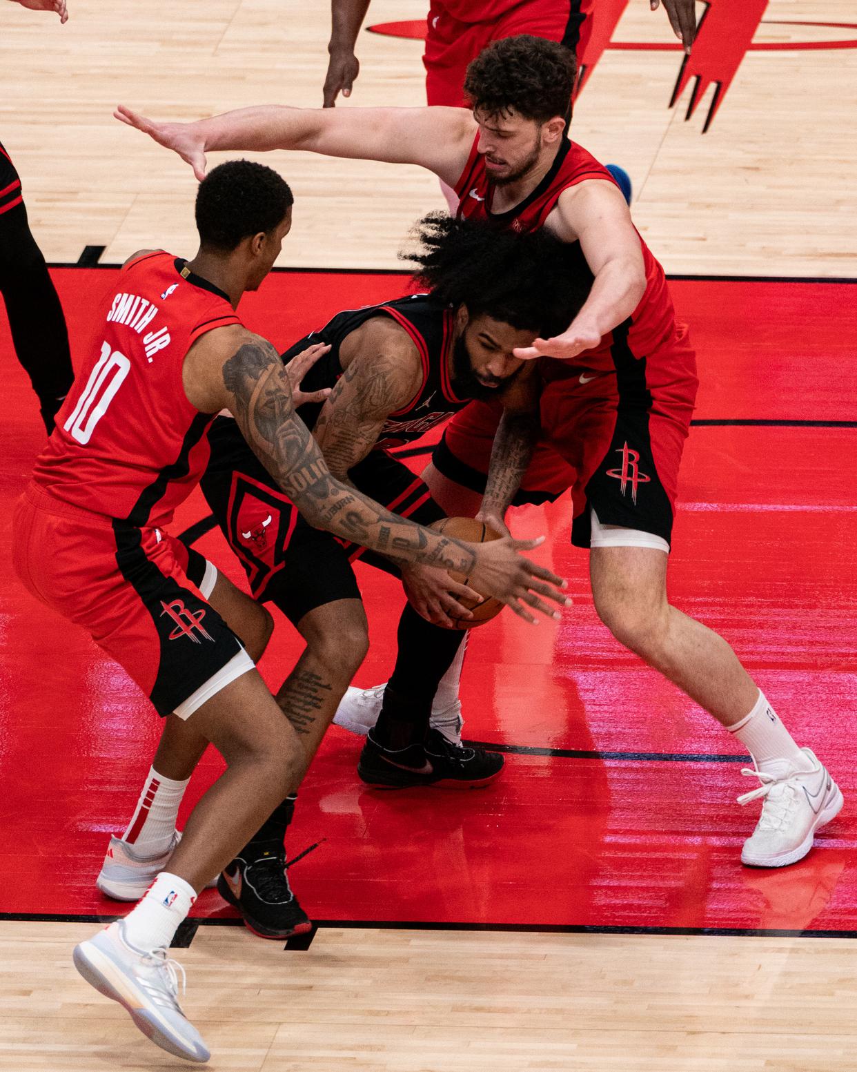 世俱杯时间-公牛战胜篮网，取得三连胜