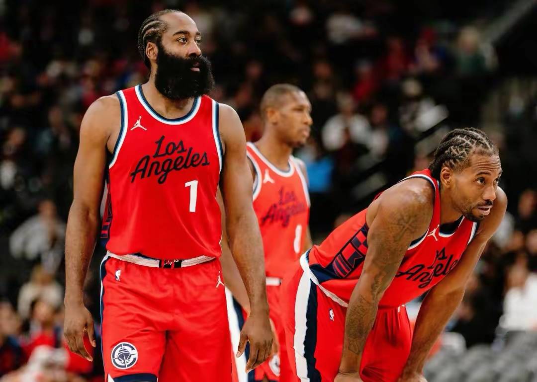 篮网连胜结束，遭快船击败