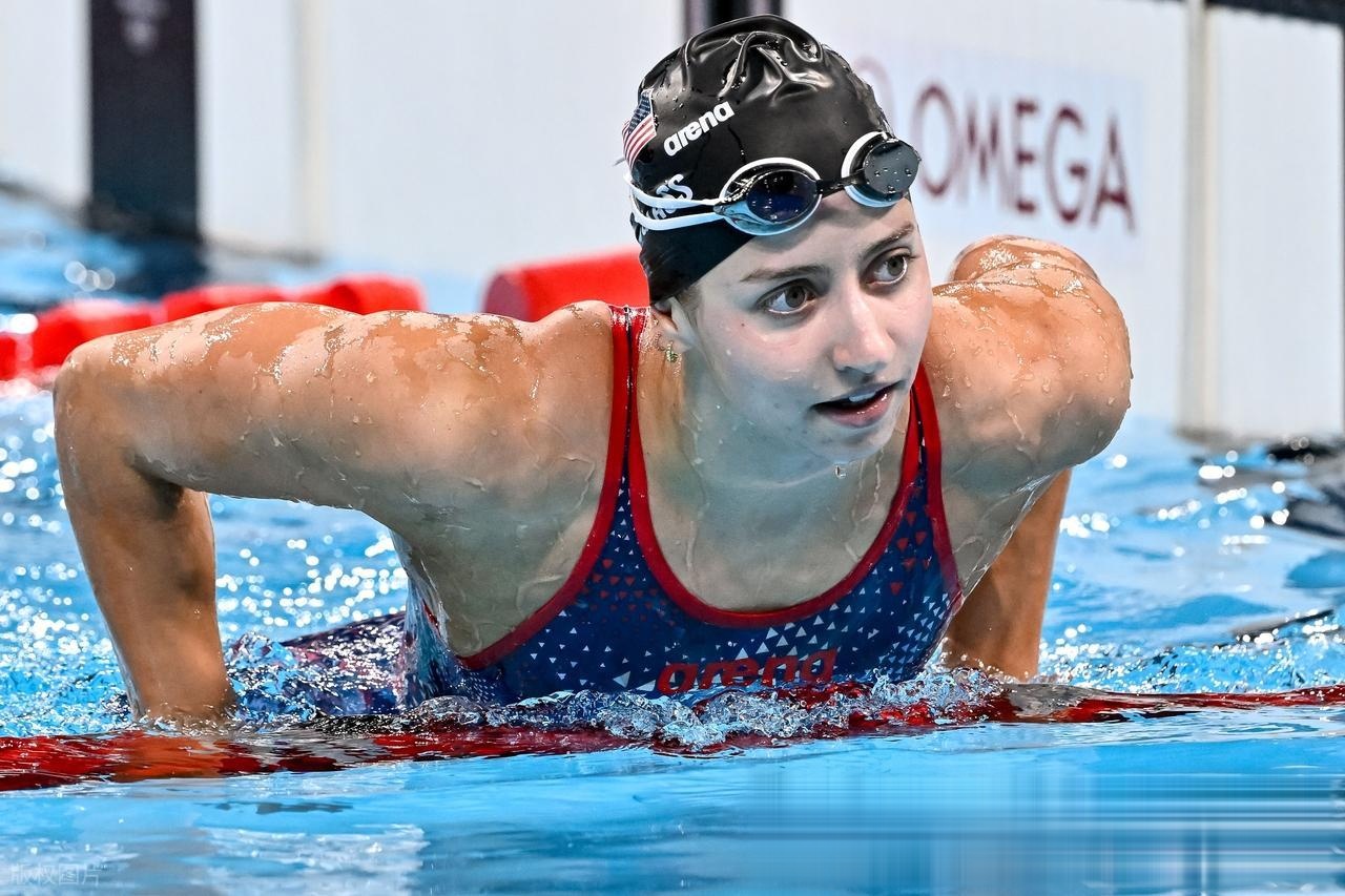 美国女子集体游泳队晋级决赛 美国女子集体游泳队晋级决赛