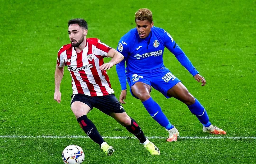 包含比利亚雷亚尔锋线失灵,连续逐球失利的词条 包含比利亚雷亚尔锋线失灵,连续逐球失利的词条